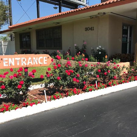 Silver Princess Motel Окала Екстер'єр фото