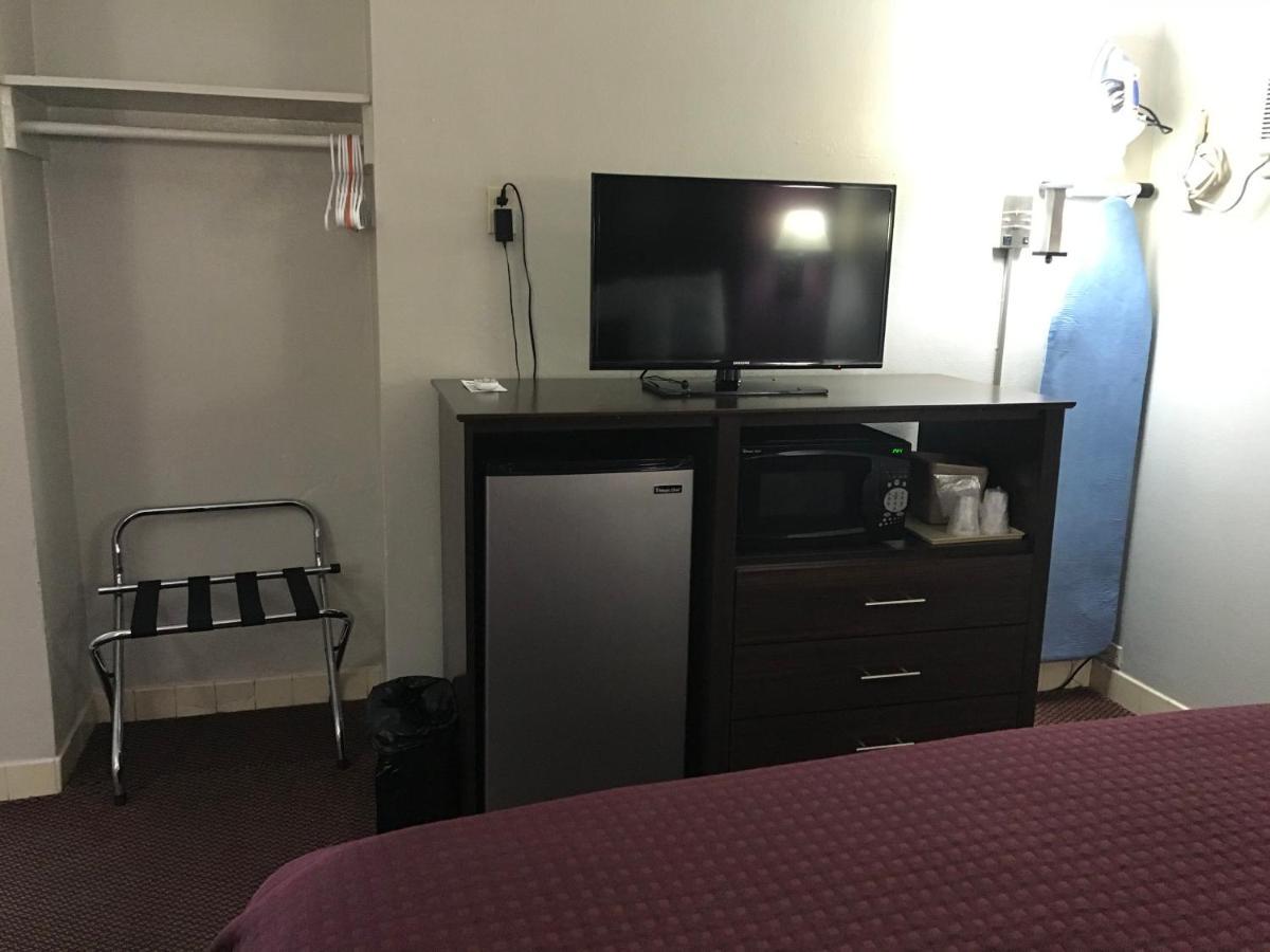 Silver Princess Motel Окала Екстер'єр фото