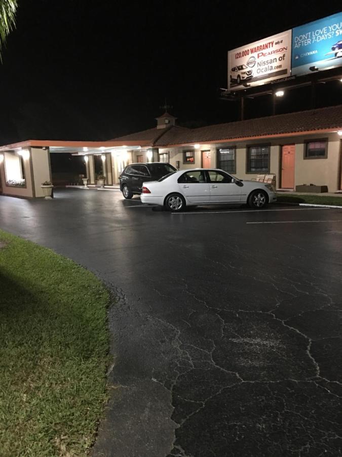 Silver Princess Motel Окала Екстер'єр фото
