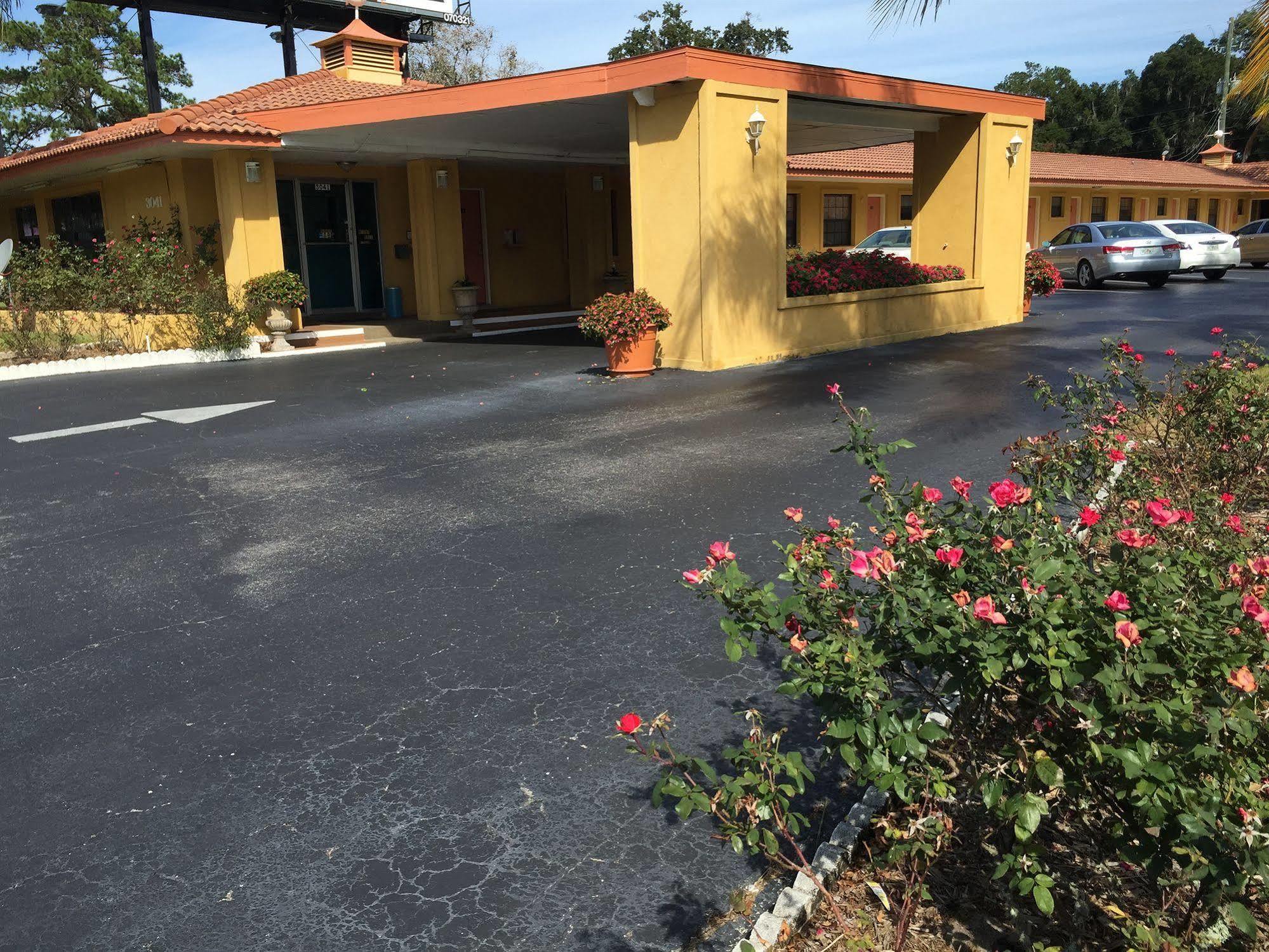 Silver Princess Motel Окала Екстер'єр фото
